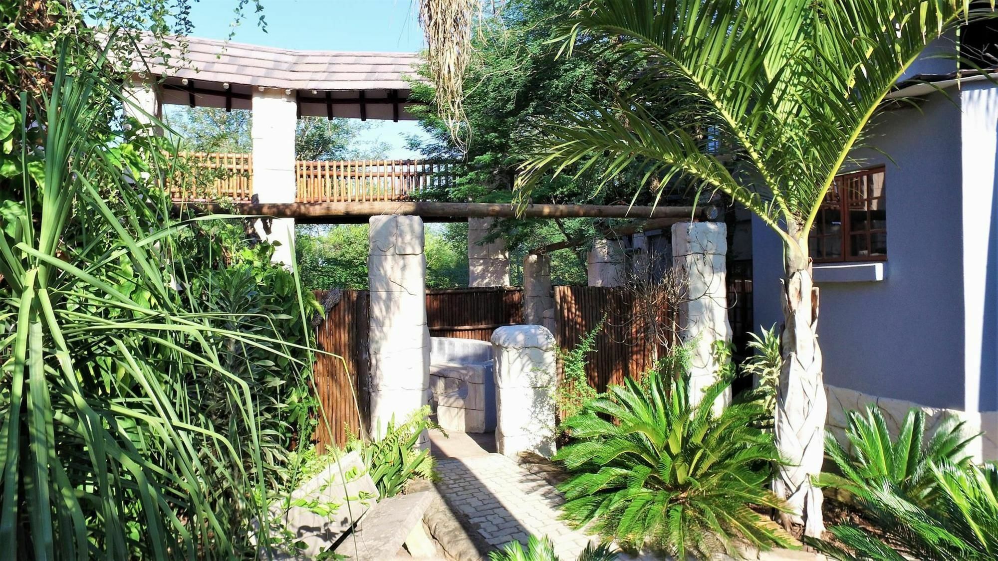 Beyond The Boma Boutique Guesthouse Marloth Park Extérieur photo